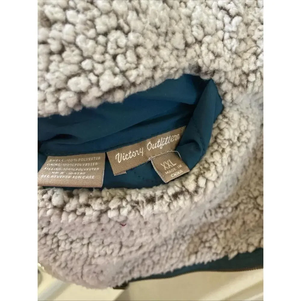 Victory Outfitters Women’s Sherpa Style Vest - Picture 3 of 4